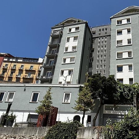 Essential Room & Parking In Centro Citta Con Parcheggio Privato E Wifi Potenza Kültér fotó